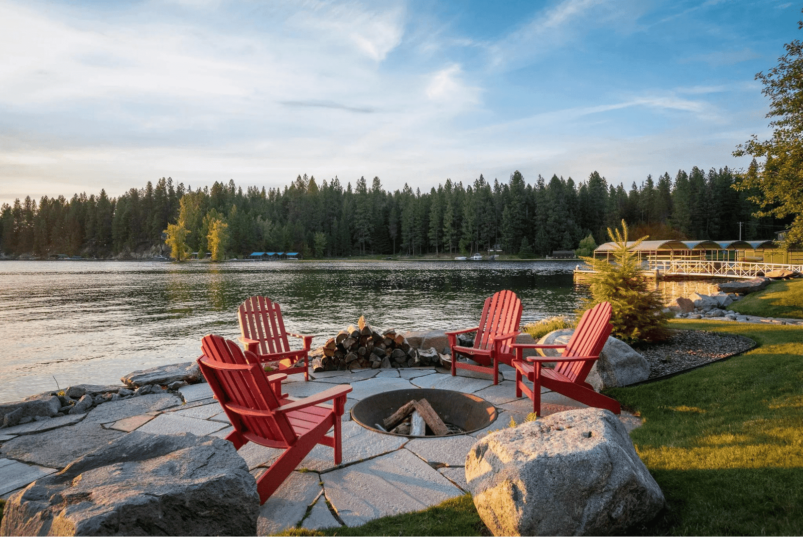 Lakeside firepit