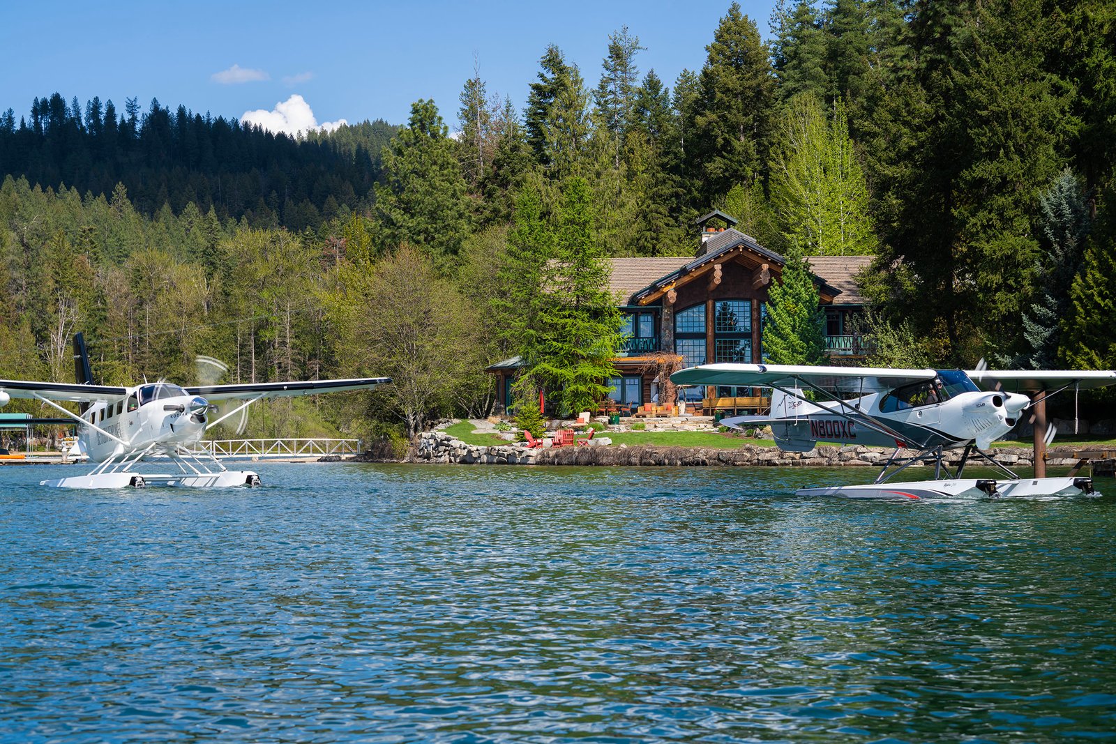 Seaplane on Hayden Lake