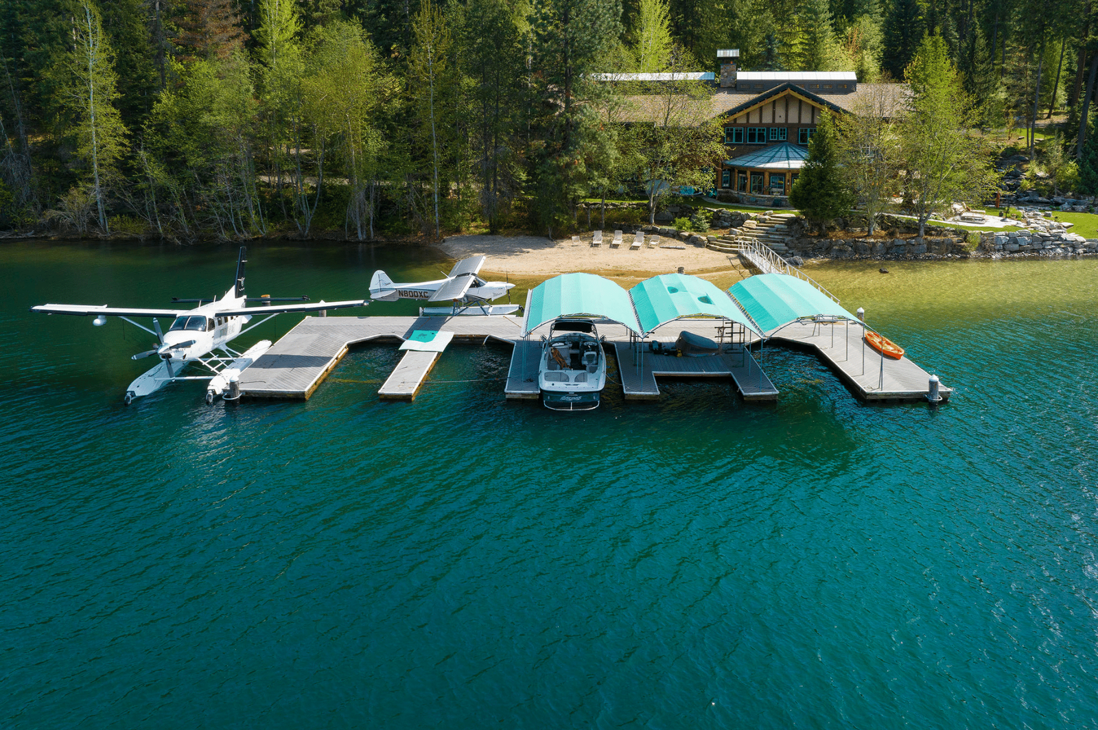 Seaplanes on Hayden Lake (2)